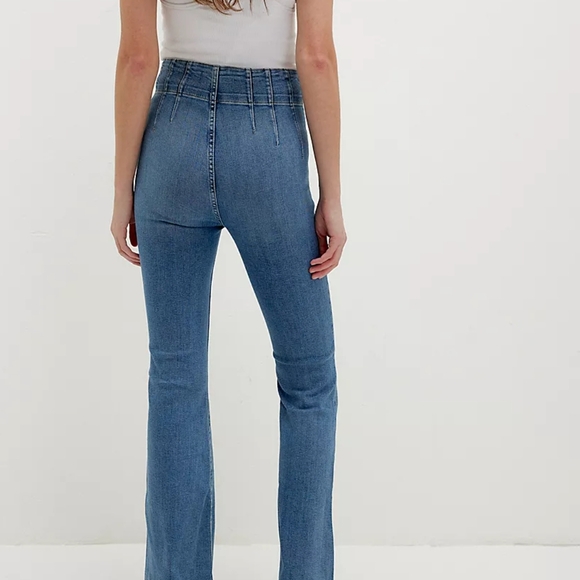 We The Free Jayde Flare Jeans Size 30 - Picture 3 of 10